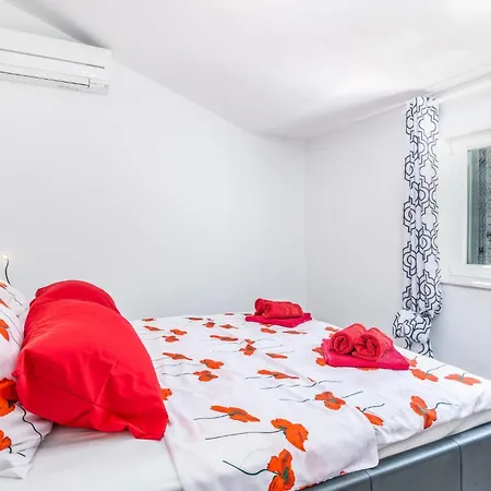 Holiday home Lovely In With House Sea View *